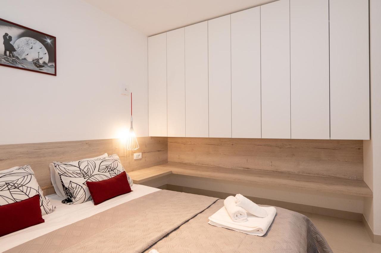 Apartment Tula Šibenik Eksteriør billede