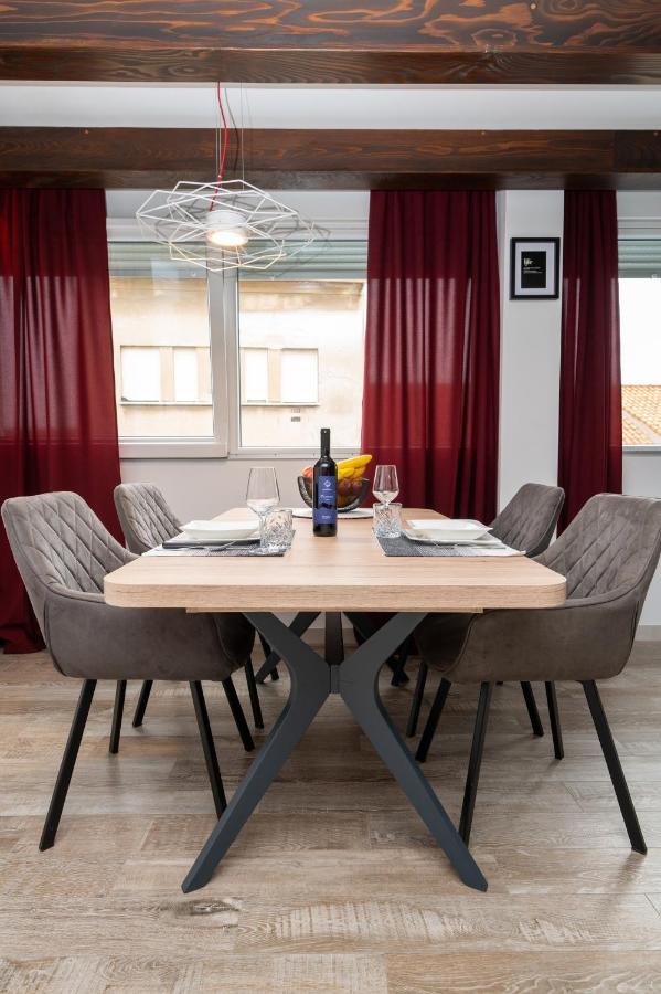 Apartment Tula Šibenik Eksteriør billede